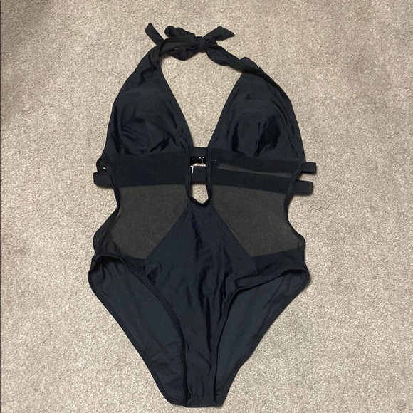 Elegant Black Halter One-Piece Swimsuit - Picture 3 of 4